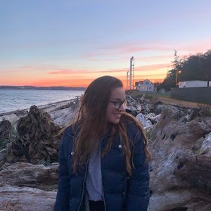 Meet your Posher, Amy